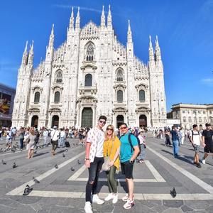 Meet your Posher, Roxana